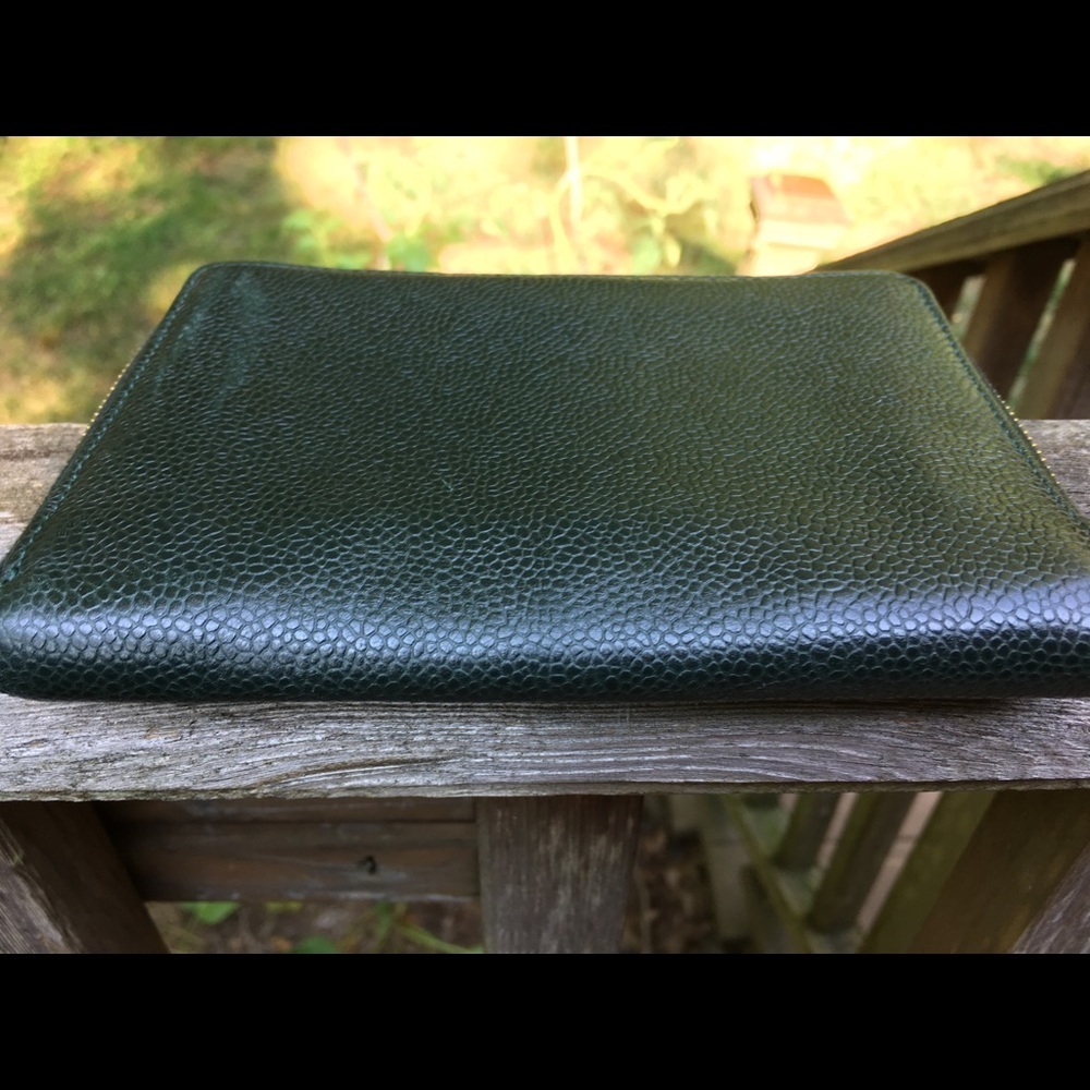 Authentic Large Chanel Wallet - Picture 4 of 8